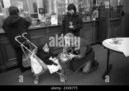 A local branch of the Midland Bank annual Christmas Party for the staff and customers. The Fancy Dress theme was Robin Hood. Southfields Branch, South London  December 23rd 1994 1990s UK HOMER SYKES Stock Photo