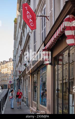 Café and Tobacco sign in Montmartre - Paris - France Stock Photo - Alamy