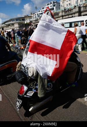 Brighton, UK. 25th Aug, 2024. 25.08.2024 The Brighton Mod Weekender 2024. Brighton Maderia Drive seafront Sussex. Lambretta and Vespa scooters plus drivers Credit: Leo Mason Alamy live News & Sport Credit: Leo Mason sports/Alamy Live News Stock Photo