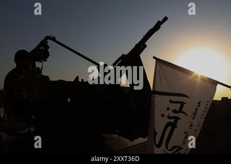 Fighters of the Nour al-Din al-Zenki Movement on the frontline in the ...