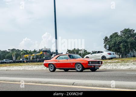 Chevrolet yenko camaro hi-res stock photography and images