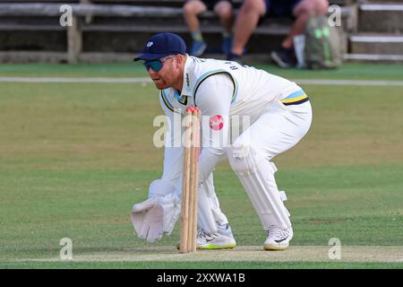 Yorkshire v Sussex in Cricket County Championship match at Scarborough, North Yorkshire Stock Photo