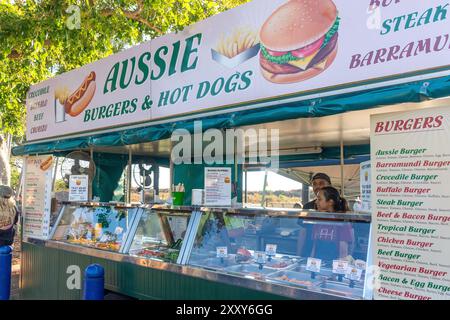 Australian burgers & hot dogs food stall, Mindil Beach Sunset Market, The Gardens, City of Darwin, Northern Territory, Australia Stock Photo