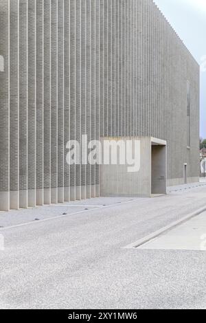 Platform 10 brings together Fine arts, photography and contemporary art on land previously used as a railway repair shed next to Lausanne station. Stock Photo