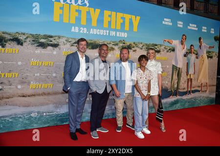 Premiere von ALLES FIFTY FIFTY in Berlin Ankunft, red carpet , der FilmCast Moritz Bleibtreu, Laura Tonke, David Kross, Axel Stein, Valentin Thatenhorst zur Berlin-Premiere von ALLES FIFTY FIFTY in Berlin, am 27.08.2024 *** Premiere of ALLES FIFTY FIFTY in Berlin Arrival, red carpet , the FilmCast Moritz Bleibtreu, Laura Tonke, David Kross, Axel Stein, Valentin Thatenhorst at the Berlin Premiere of ALLES FIFTY FIFTY in Berlin, on 27 08 2024 Photopress Mueller Stock Photo