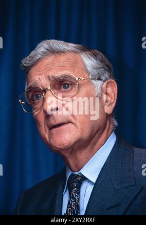 NASDAQ President Frank Zarb announces a deal to create a new communications infrastructure for an high-speed electronic trading network for the stock exchange, November 20, 1997 in Washington, D.C. The network will be built by MCI Corporation and enable the first fully electronic stock trading system. Stock Photo