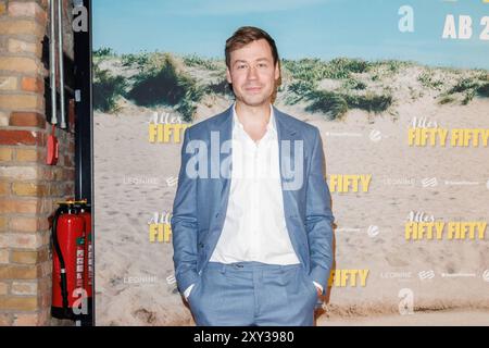 Premiere - Alles Fiffty Fiffty David Kross bei der Premiere zu Alles Fiffty Fiffty im Kino in der Kulturbrauerei am 27.08.2024 in Berlin. *** Premiere Alles Fiffty Fiffty David Kross at the premiere of Alles Fiffty Fiffty at the cinema in the Kulturbrauerei on 27 08 2024 in Berlin Copyright: xEventpressxKochanx Stock Photo