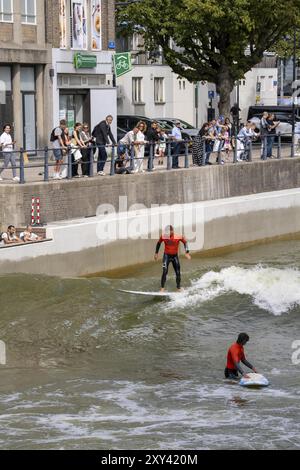 Surfing facility in the city centre of Rotterdam, Rif010, supposedly the world's first wave facility for surfers in a city, in the Steigersgracht, a 1 Stock Photo