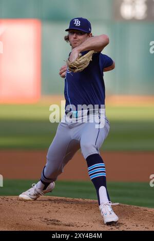 Tampa Bay Rays Ryan Pepiot Pitches To Othe Philadelphia Phillies Ryan Pepiot 44 Of The Tampa Bay Rays Throws To The Plate During A Game Against The Oakland Athletics At Oakland Coliseum On August 21 2024 In Oakla 2xy4b4m