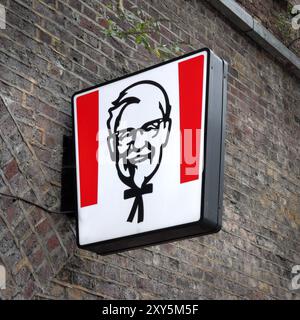 KFC, Kentucky Fried Chicken,  restaurant at Waterloo Station in London, UK Stock Photo