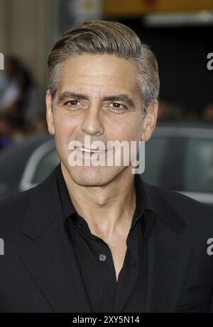 George Clooney at the Los Angeles Premiere of Ocean's Thirteen held at the Grauman's Chinese Theatre in Hollywood, USA, on June 5, 2006, North America Stock Photo