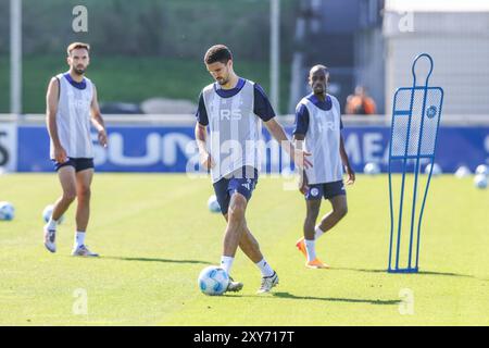 Gelsenkirchen, Deutschland. 28th Aug, 2024. 28.08.2024, Fussball, Saison 2024/2025, 2. Bundesliga, Training FC Schalke 04, Marcin Kaminski (FC Schalke 04) Foto: Tim Rehbein/RHR-FOTO/dpa/Alamy Live News Stock Photo