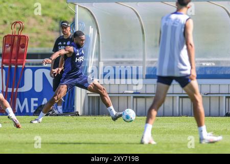 Gelsenkirchen, Deutschland. 28th Aug, 2024. 28.08.2024, Fussball, Saison 2024/2025, 2. Bundesliga, Training FC Schalke 04, Moussa Sylla (FC Schalke 04) Foto: Tim Rehbein/RHR-FOTO/dpa/Alamy Live News Stock Photo