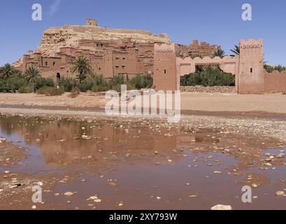 Ait-Ben-Haddou is a fortified town (ksar) at the foot of the High Atlas Mountains in south-east Morocco. The entire old town centre has been recognise Stock Photo