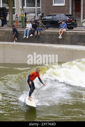 Surfing facility in the city centre of Rotterdam, Rif010, supposedly the world's first wave facility for surfers in a city, in the Steigersgracht, a 1 Stock Photo