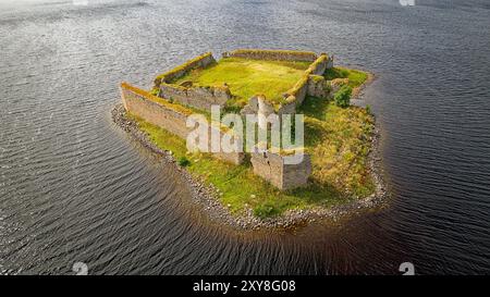 Lochindorb Loch late summer the medieval Lochindorb Castle ruins in the centre of the loch Stock Photo