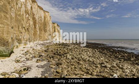 Chalk cliffs and coastline at Friars Bay in Peacehaven, near Brighton, East Sussex, England, UK Stock Photo