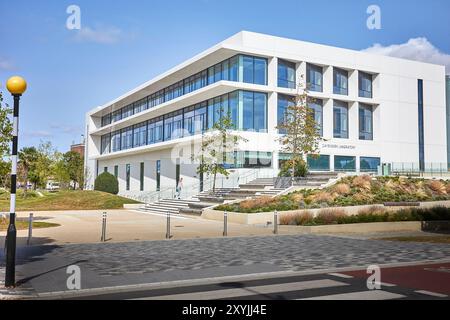 Ray Dolby building, New Cavendish laboratory (Cavendish III), University of Cambridge, England. Stock Photo