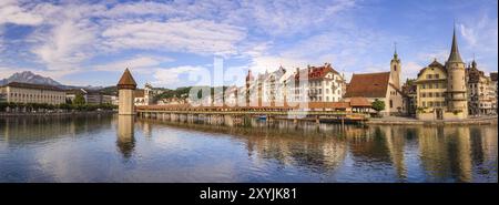 Lucerne panorama city skyline and Chapel Bridge, Lucerne (Luzern), Switzerland, Europe Stock Photo