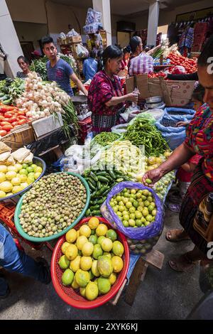 Mercado tradicional, Chichicastenango, Quiche, Guatemala, America Central, Central America Stock Photo