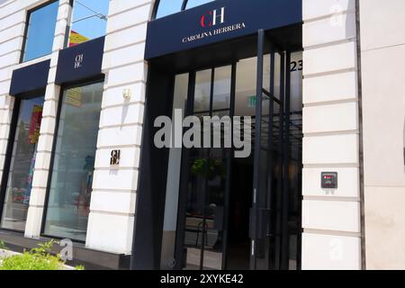 CAROLINA HERRERA fashion store on Rodeo Drive, Beverly Hills, California Stock Photo