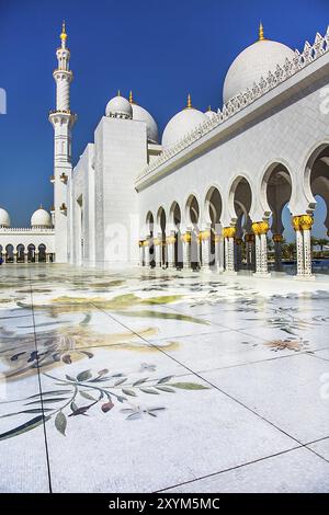 Sheikh Zayid Mosque in Abu Dhabi UAE Stock Photo