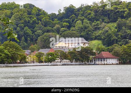 Temple of the Sacred Tooth Relic in The Royal Palace Complex Of The Former Kingdom Of Kandy, Sri Lanka, Asia Stock Photo