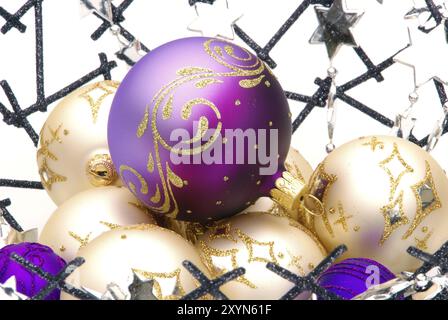 Weihnachtskugel in Schale, christmas ball in bowl 04 Stock Photo