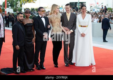 Venice, Italy. 30th Aug, 2024. VENICE, ITALY - AUGUST 30: VENICE, ITALY - AUGUST 30: (L-R) David Hinojosa, Sophie Wilde, Antonio Banderas, Nicole Kidman, Harris Dickinson and Halina Reijn attend a red carpet for 'Babygirl' during the 81st Venice International Film Festival at on August 30, 2024 in Venice, Italy. attend a screening of 'Babygirl' during the 81st Venice International Film Festival at Palazzo del Cinema on August 30, 2024 in Venice, Italy CAP/KA © Kristina Afanasyeva/Capital Pictures Credit: Capital Pictures/Alamy Live News Stock Photo