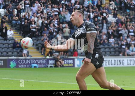 Hull, UK. 31st Aug, 2024. The MKM Stadium, West Park, Hull, Humberside, East Yorkshire, 31st August 2024. Betfred Super League Hull FC vs Castleford Tigers Carlos Tuimavave of Hull FC celebrates scoring the try against Castleford Tigers Credit: Touchlinepics/Alamy Live News Stock Photo