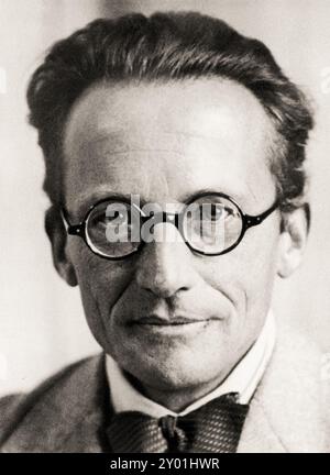 ERWIN SCHRODINGER (1887-1961) Austrian physicist in 1933 Stock Photo ...