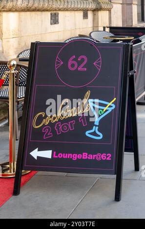 2 for 1 folding sign outside 62 Lounge Bar on Castle Street Liverpool Stock Photo