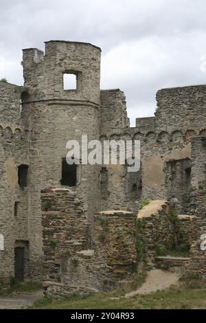 Castle ruins above St. Goar on the Rhine Stock Photo - Alamy