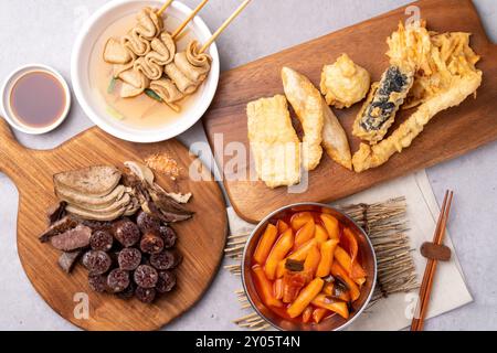 flour based food, Tteokbokki, fried food, deep-fried laver roll, deep-fried squid, sundae, fish cake, fish cake, snack, food, meal, sweet, breakfast, Stock Photo