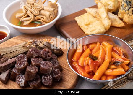 flour based food, Tteokbokki, fried food, deep-fried laver roll, deep-fried squid, sundae, fish cake, fish cake, snack, food, meal, sweet, breakfast, Stock Photo