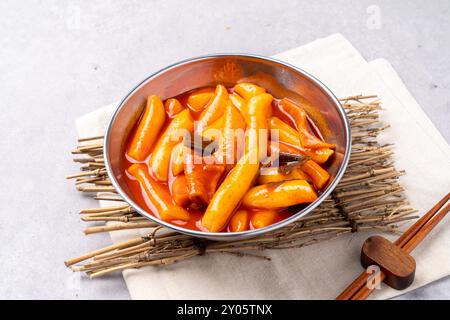 flour based food, Tteokbokki, fried food, deep-fried laver roll, deep-fried squid, sundae, fish cake, fish cake, snack, food, meal, sweet, breakfast, Stock Photo