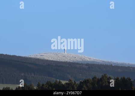 Former telecommunications tower on the Schneeberg in the Fichtelgebirge. The tower is also called Backoefele Stock Photo