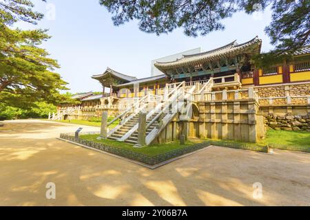 Blue Cloud and White Cloud Bridges, Baegungyo, Cheongungyo in foreground with Lotus Flower and Seven Treasures Bridge, Chilbogyo, Yeonhwagyo behind at Stock Photo