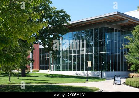 Oakland Center, the student center on the campus of Oakland University, Rochester Michigan USA Stock Photo