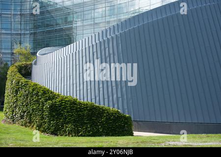 The Kahn Auditorium and the Biomedical Science Research Building at the University of Michigan, Ann Arbor Michigan USA Stock Photo