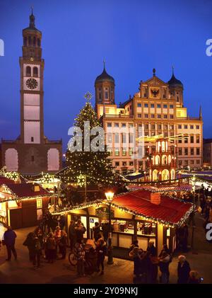 Europe, Germany, Bavaria, Swabia, Augsburg, town hall market, town hall, Renaissance, built 1615 to 1620, Perlachturm, 78 metres high, evening, Christ Stock Photo