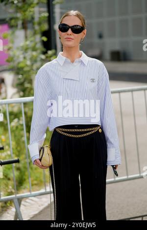 Copenhagen, Denmark. 08th Aug, 2024. Street style, arriving at Munthe Spring Summer 2025 show, held at Copenhagen Fashion Week, Denmark, on August 8, 2024. Photo by Marie-Paola Bertrand-Hillion/ABACAPRESS.COM Credit: Abaca Press/Alamy Live News Stock Photo