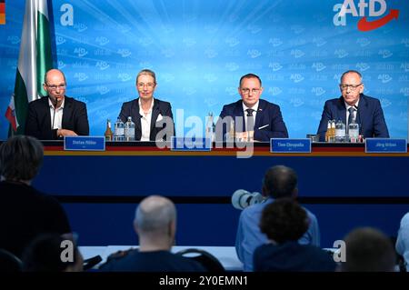 Stefan Möller, Alice Weidel, Tino Chrupalla und Jörg Urban bei der Wahlnachlese der AfD nach den Landtagswahlen in Thüringen und Sachsen in der AfD-Bundesgeschäftsstelle. Berlin, 02.09.2024 *** Stefan Möller, Alice Weidel, Tino Chrupalla and Jörg Urban at the AfD election review after the state elections in Thuringia and Saxony at the AfD federal office in Berlin, 02 09 2024 Foto:xF.xKernx/xFuturexImagex afd nachlese 4915 Stock Photo