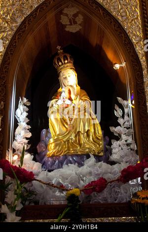 Statue of our Lady of Mylapore, St Thomas Cathedral, Basilica, Chennai, Tamil Nadu, India.  Mylapore is a district of Channai. Stock Photo