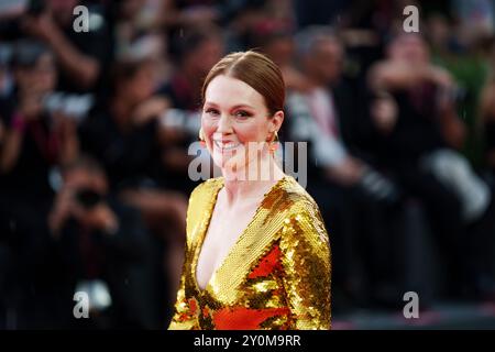 VENICE, ITALY - SEPTEMBER 02: Julianne Moore attends the 'The Room Next Door' red carpet during the 81st Venice International Film Festival on Septemb Stock Photo