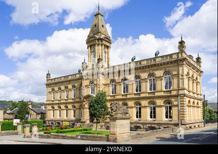 Saltaire Victoria Hall in the Model village built by Sir Titus Salt - the Village of Saltaire Bradford West Yorkshire England UK GB Europe Stock Photo