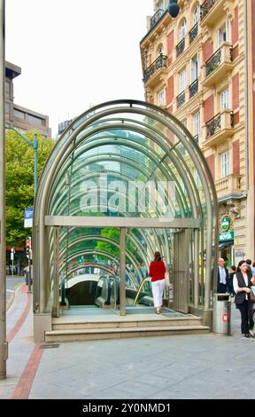 A Fosterito, entrance to the Metro station designed by Norman Foster ...