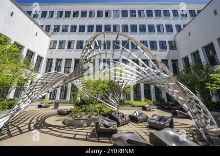 Seating area and pavilion sculpture, artwork in the inner courtyard of the TU Munich, main campus, main building, Munich, Bavaria, Germany, Europe Stock Photo