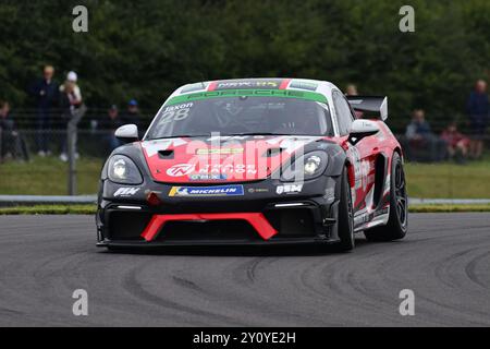 George Jaxon, Porsche 718 Cayman GT4 RS Clubsport, Q Mix Concrete with JWB Motorsport, Porsche Sprint Challenge Great Britain 2024, a single marque se Stock Photo