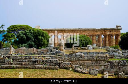 Color images and photographsThe magnificence of the temples and archaeological excavations of the ancient Greek city of Paestum, Italy, Campania, Sale Stock Photo